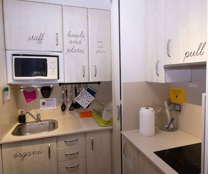 اتاق استاندارد, Don Moustache Boutique Hostel