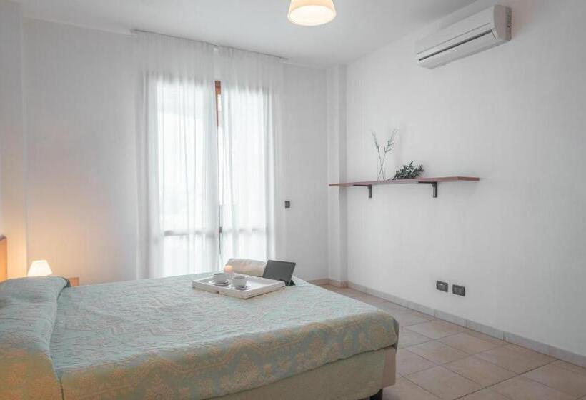 Апартаменты 2 Спальни, Residence Le Fontane