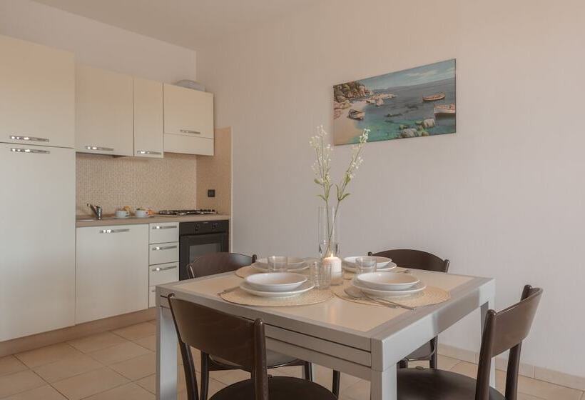 Апартаменты 2 Спальни, Residence Le Fontane