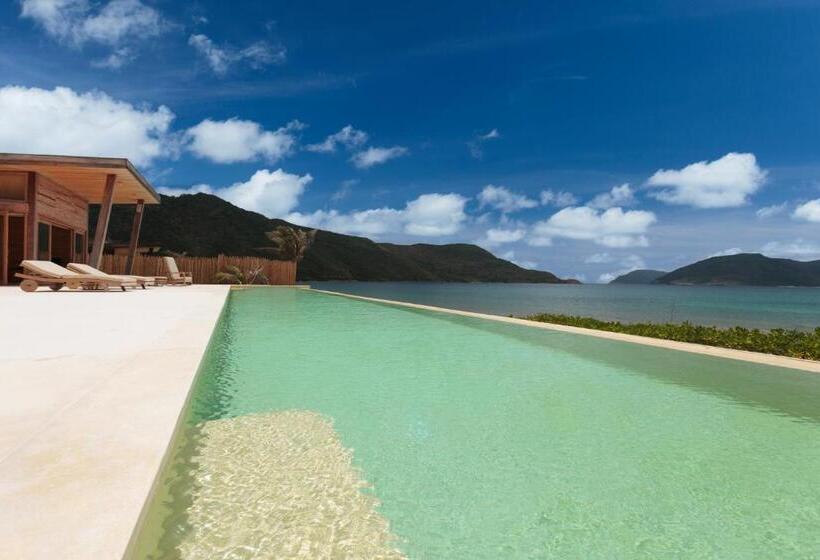 ویلای 4 خوابه, Six Senses Con Dao   Turtle Island Paradise