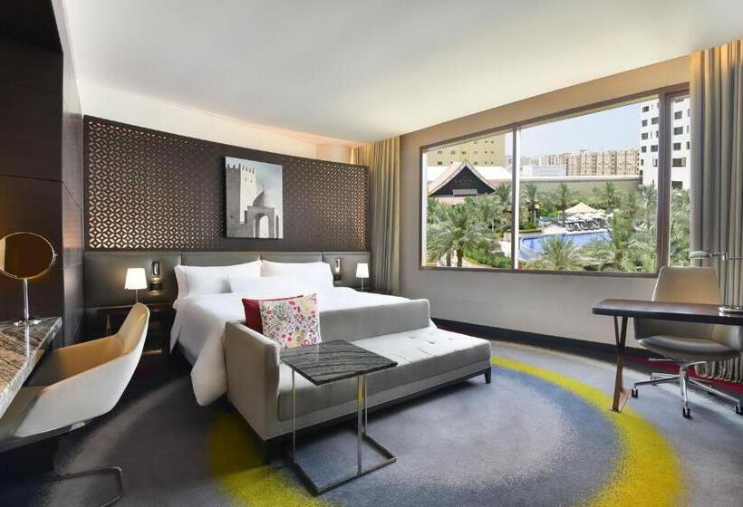 Номер Deluxe Кровать Кинг, The Westin Doha Hotel & Spa