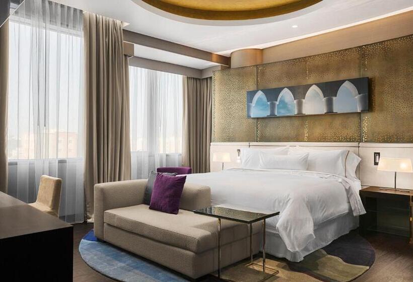 Люкс Клуб, The Westin Doha Hotel & Spa