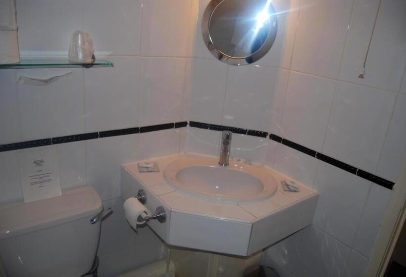 Номер Стандарт, Brecon Hotel Sheffield Rotherham