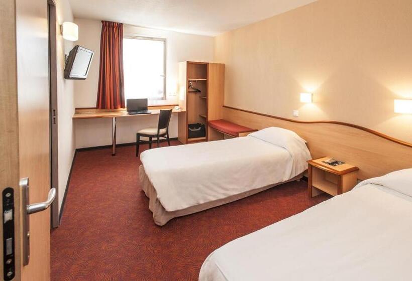 Номер Стандарт, Brit Hotel Confort Montauban