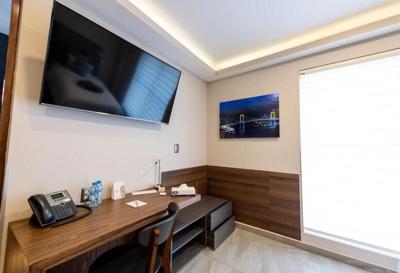 Quarto Deluxe, Jtowers