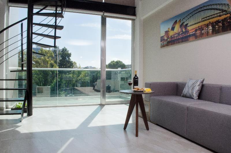 Quarto Estandar, Jtowers