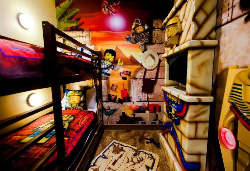 Thematic Family Room, Legoland® Florida Resort