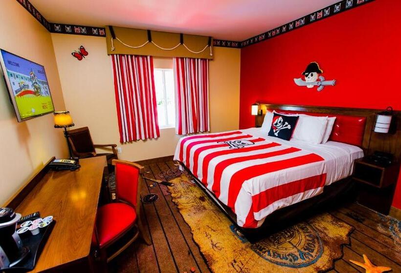 Thematic Family Room, Legoland® Florida Resort