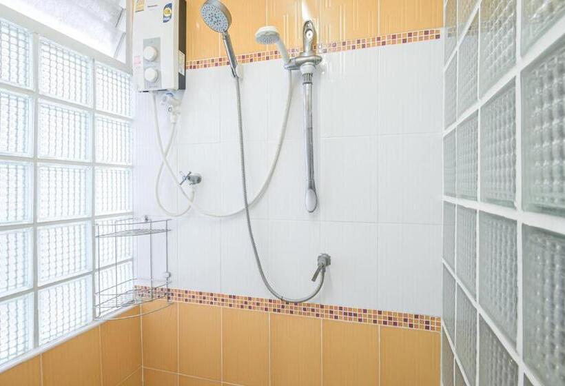Quarto Superior, Ac Habitat Bangkok