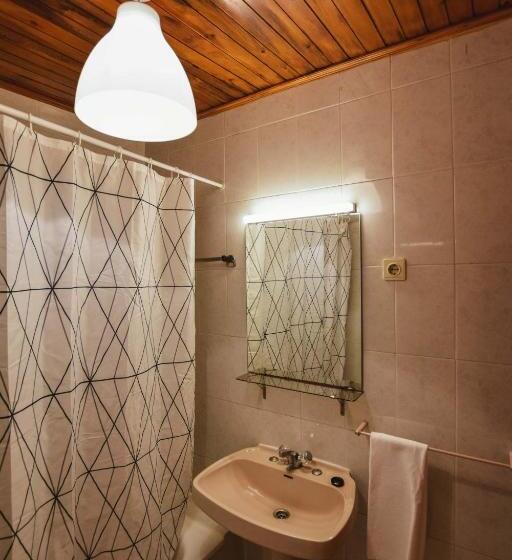 Quarto Superior, Nations Gerês   Bed & Breakfast