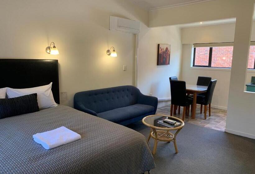침실 1개 아파트, 755 Regal Court Motel