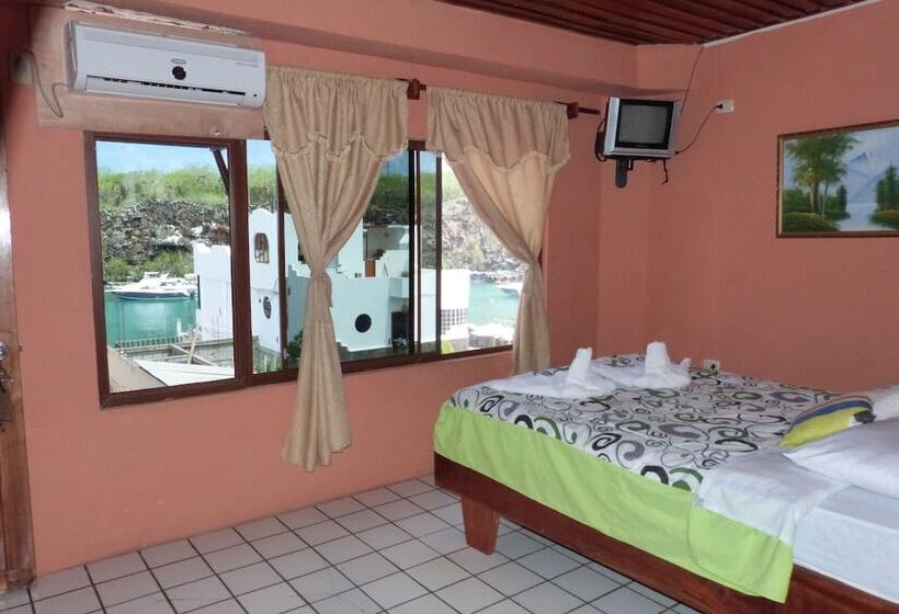 Chambre Triple Standard, Castro Galapagos