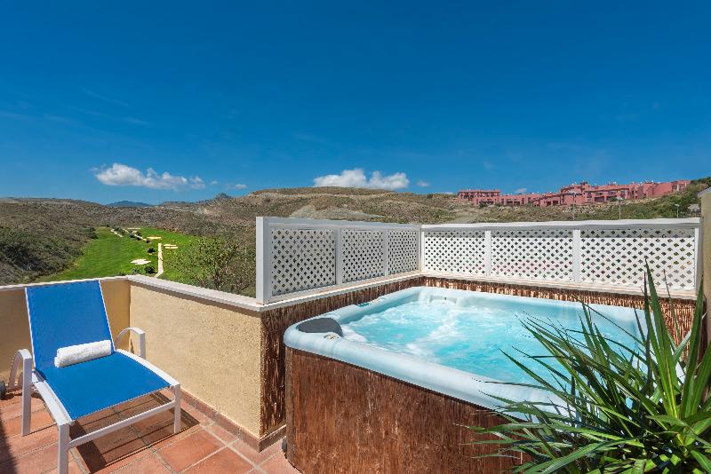 Люкс 3 Спальни, Las Terrazas de Abama Suites