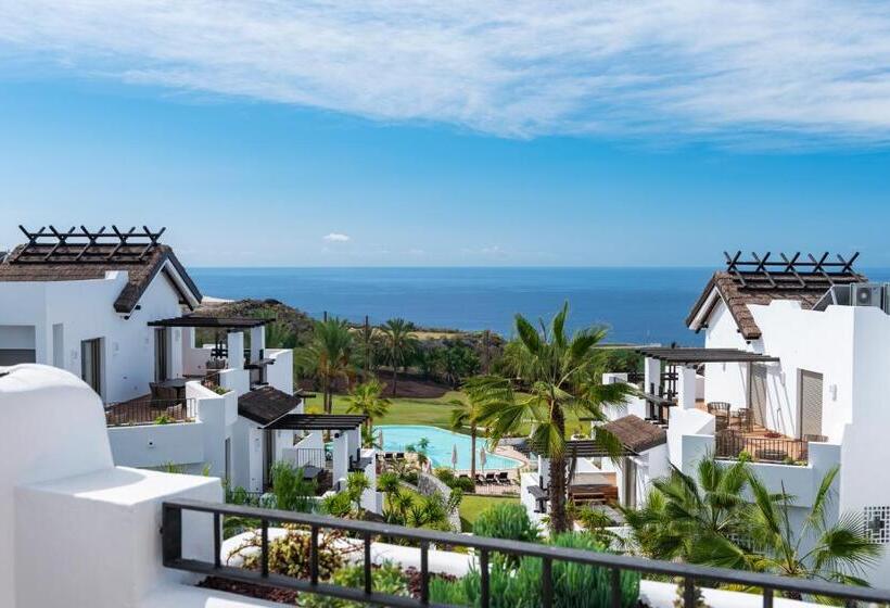 Люкс Боковой Вид на Море, Las Terrazas de Abama Suites