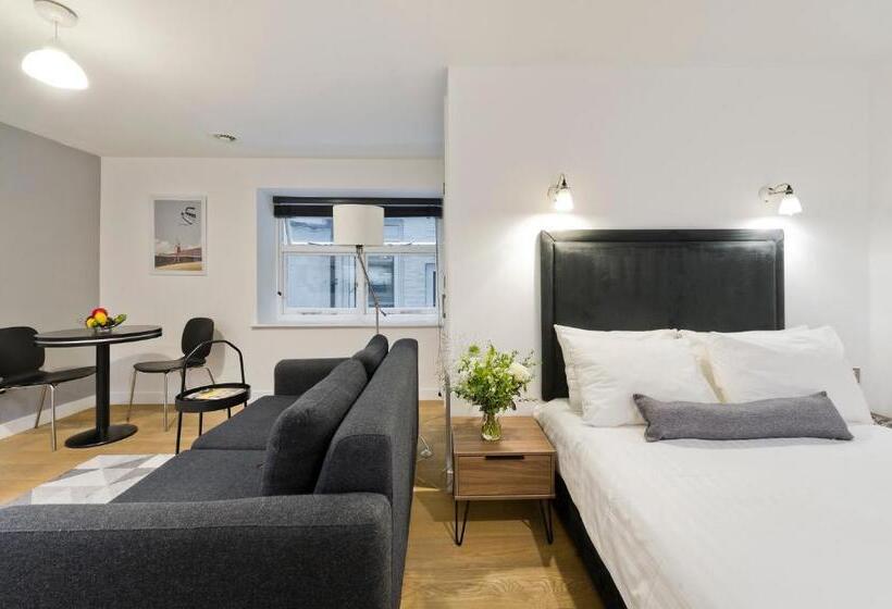 Студия Стандарт, Crane Court By City2stay