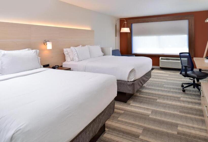 Номер Стандарт, Holiday Inn Express & Suites Farmington Hills   Detroit, An Ihg