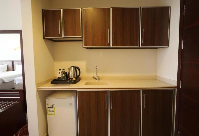 Quarto deluxe, Al Rayyan Makiya Towers Hotel 1