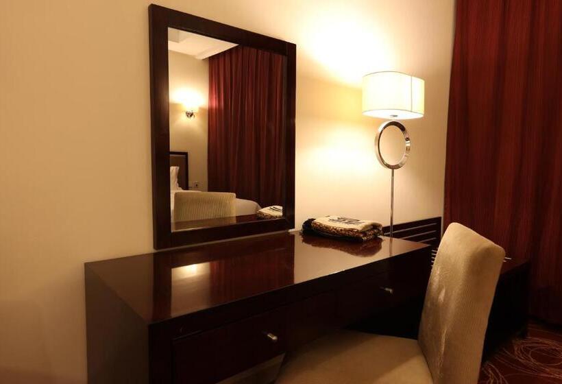 חדר אקונומי לארבעה, Al Rayyan Makiya Towers Hotel 1