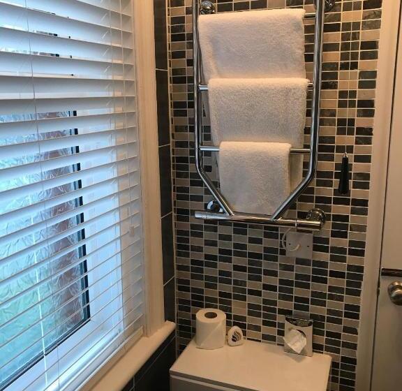 اتاق لوکس با تخت بزرگ, Amarillo Guesthouse