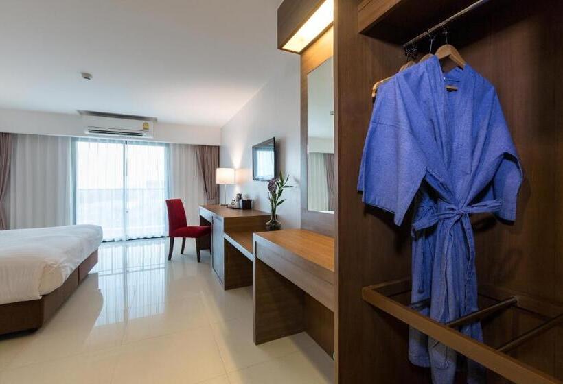 חדר דחוקס עם מיטת קינג, Riche Hua Hin Hotel   Sha Plus