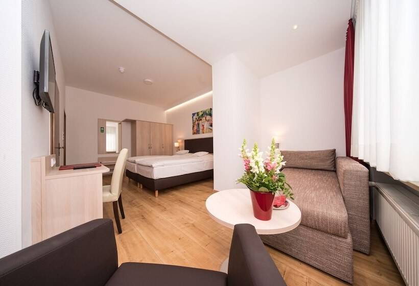 Номер Комфорт, Parkhotel Pyrmont