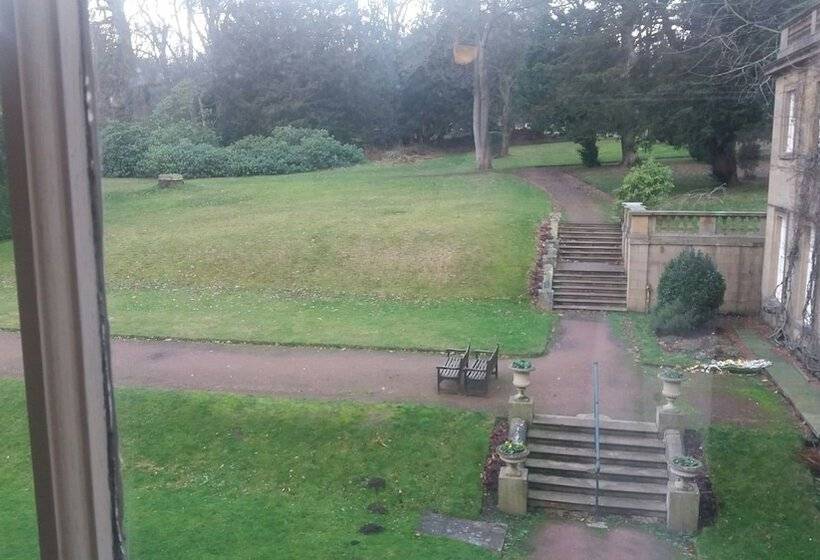 スタンダードルーム, Wortley Hall Sheffield