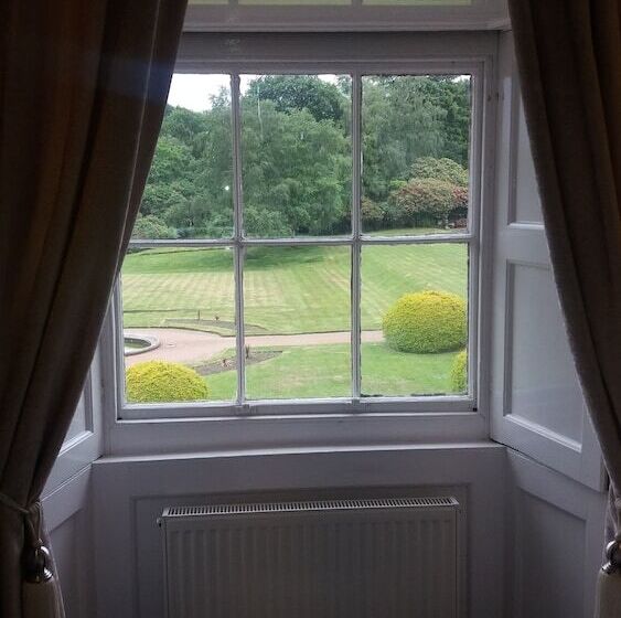 庭の見えるジュニアスイート, Wortley Hall Sheffield