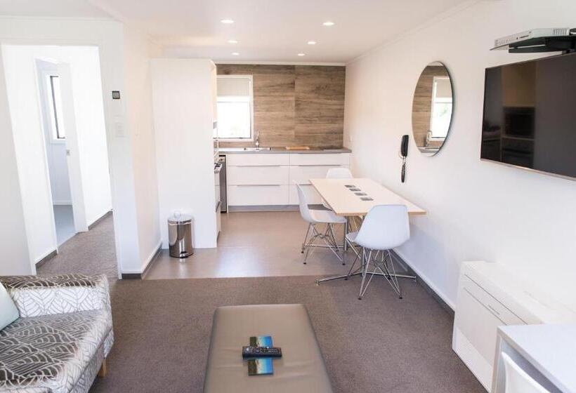 آپارتمان 2 خوابه, Aria On Bank