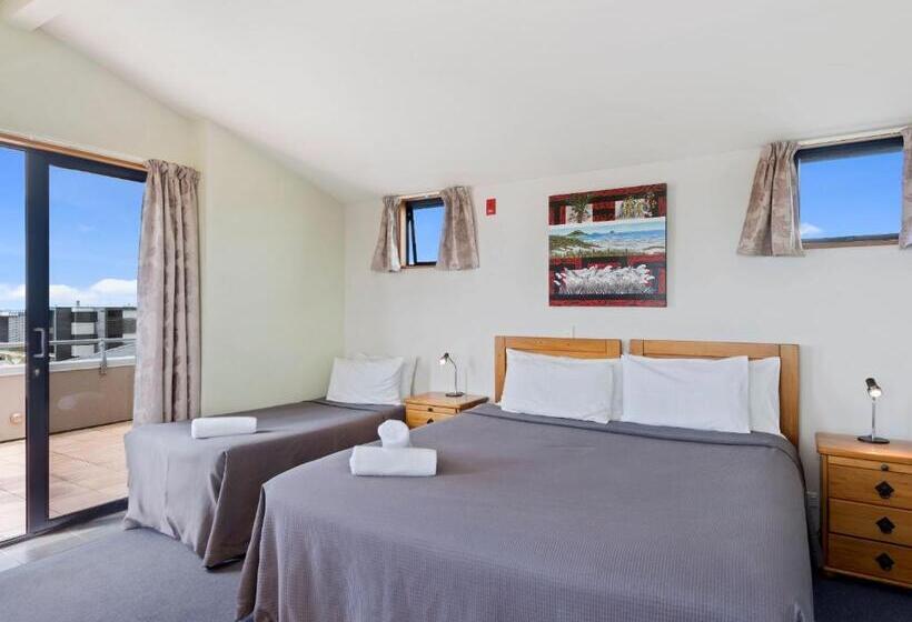 Пентхаус Люкс, Boatshed Motel Apartments