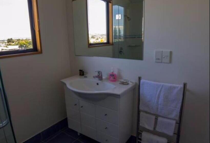 Пентхаус Люкс, Boatshed Motel Apartments