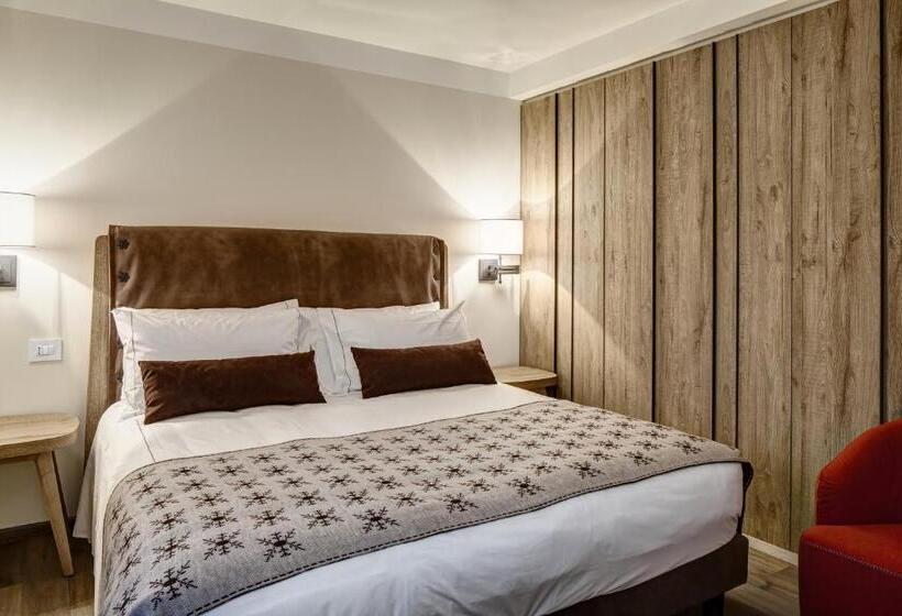 Номер Комфорт, Grand Hotel Courmayeur Mont Blanc, By R Collection Hotels