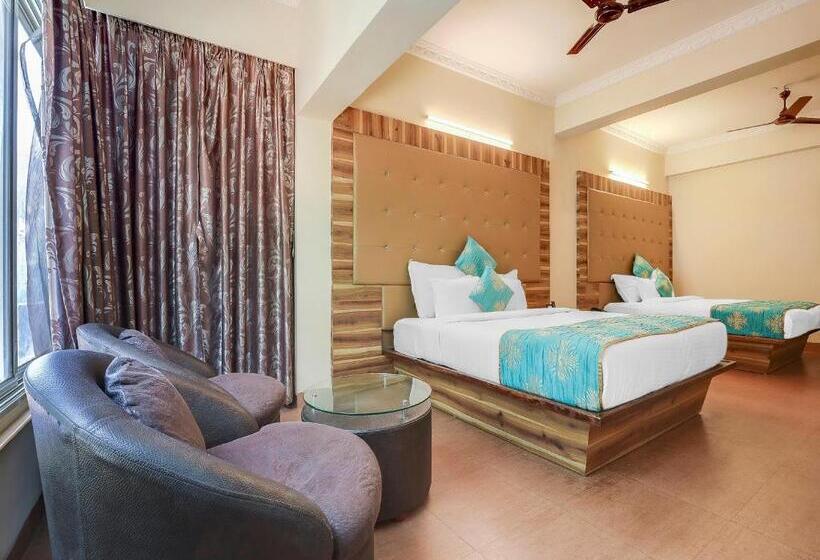 Семейный Номер Вид на Бассейн, Grandeur De Sanchi  Luxury Beach Resort & Spa