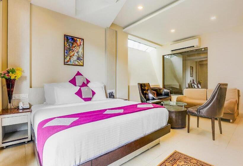 디럭스 자쿠지룸, Grandeur De Sanchi  Luxury Beach Resort & Spa