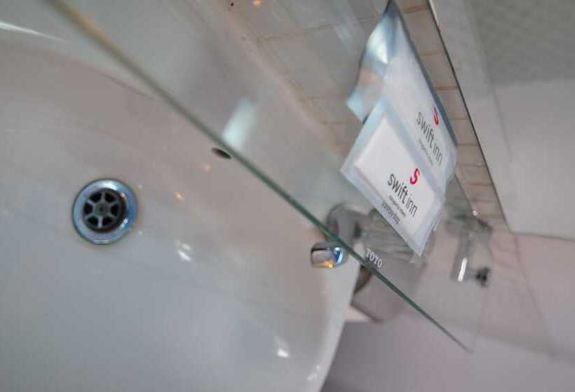 スタンダードルーム, Swift Inn Aeropolis Airport