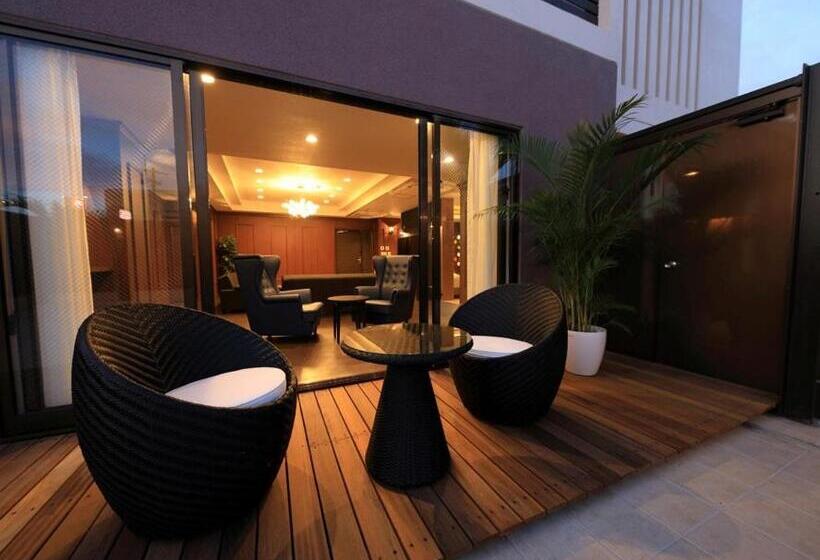 Президентский Люкс, Terrace Garden Mihama Resort