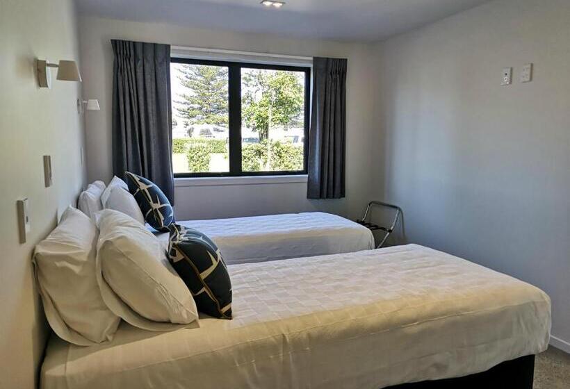 Апартаменты 2 Спальни, Waikanae Beach Ocean View Apartments