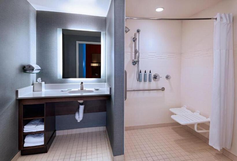 스탠다드 스튜디오 킹침대, Residence Inn By Marriott Omaha Aksarben Village