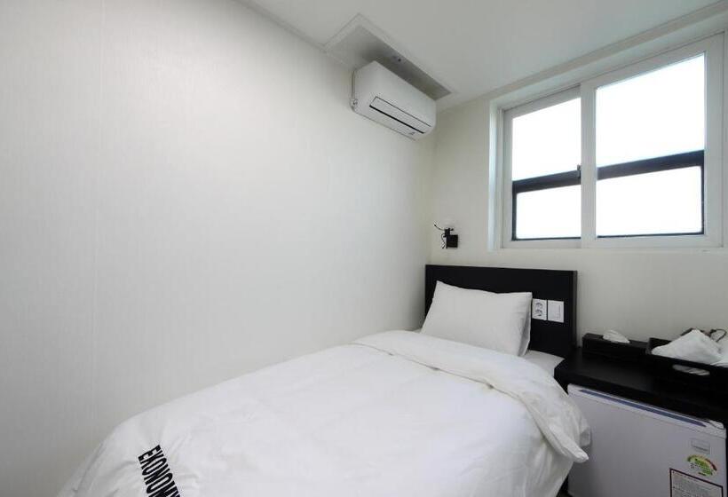 غرفة قياسية فردية, Ekonomy Hotel Incheon
