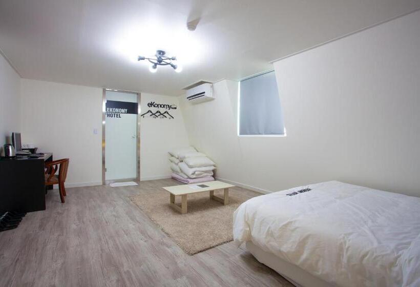 غرفة عائلية, Ekonomy Hotel Incheon