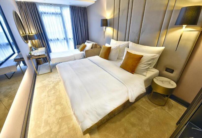 חדר סופריור לשלושה, Grand Hotel Adriatic