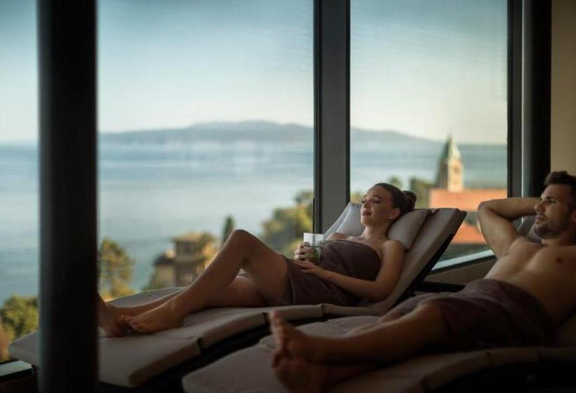 اتاق پرمیوم با چشم‌انداز دریا, Grand Hotel Adriatic