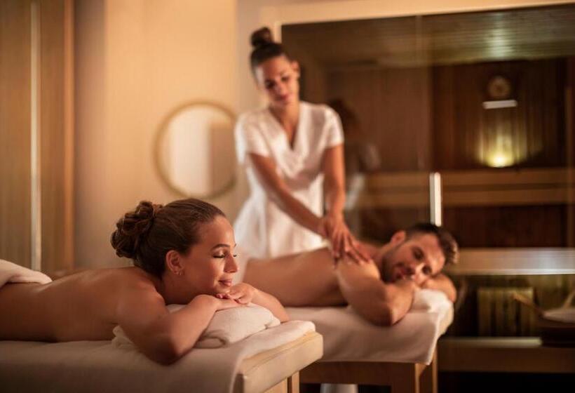 اتاق پرمیوم با چشم‌انداز دریا, Grand Hotel Adriatic