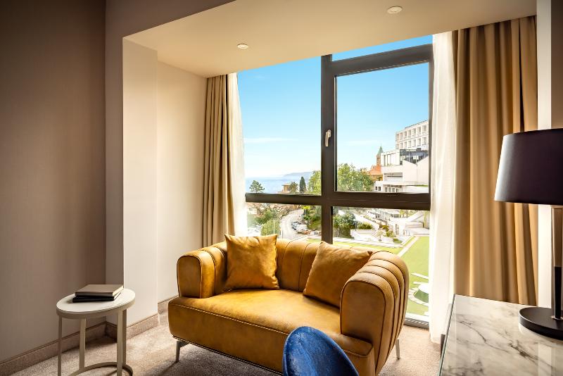 חדר סופריור צדדי נוף לים, Grand Hotel Adriatic