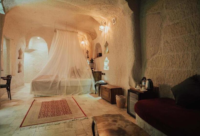 디럭스 스위트, Hu Of Cappadocia   Special Class