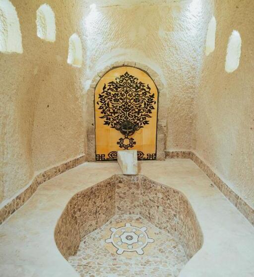 디럭스 스위트, Hu Of Cappadocia   Special Class