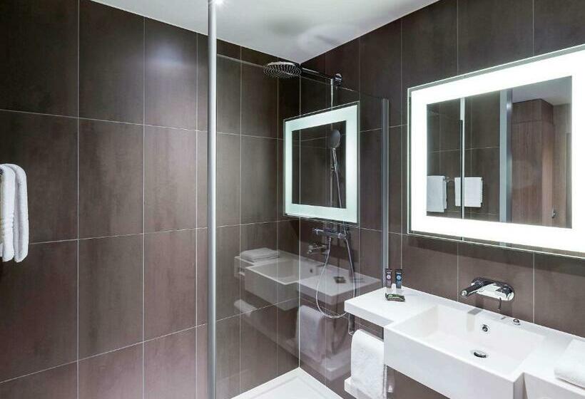 Номер Executive, Novotel Amsterdam Schiphol Airport