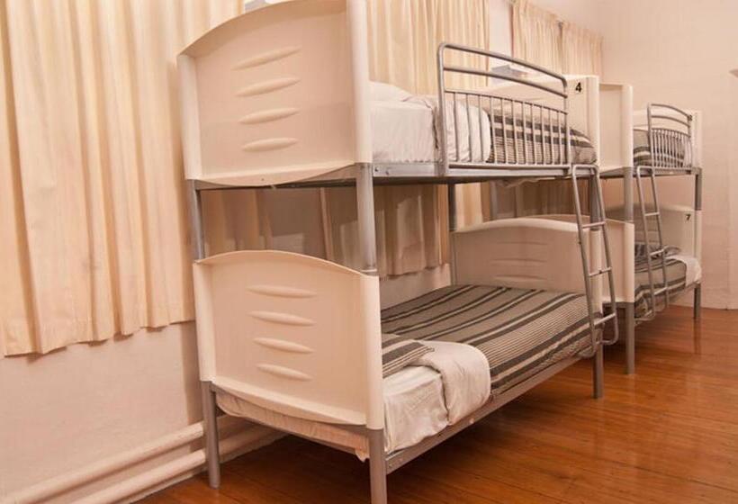 Кровать в Общей Комнате, Jailhouse Accommodation