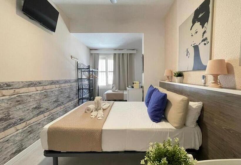 غرفة قياسية, Valencia Suits You Centro Histórico, Establecimiento Automatizado Fast Auto Check In&out, Solo Para