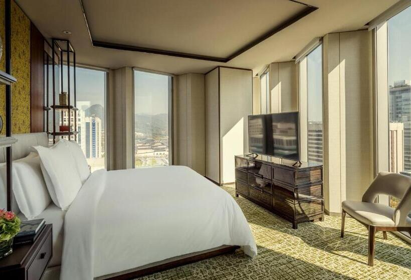 Люкс Executive Кровать Кинг, Four Seasons Hotel Seoul