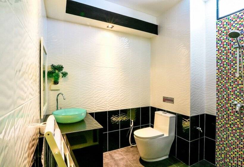 Номер Deluxe, Chaantalay